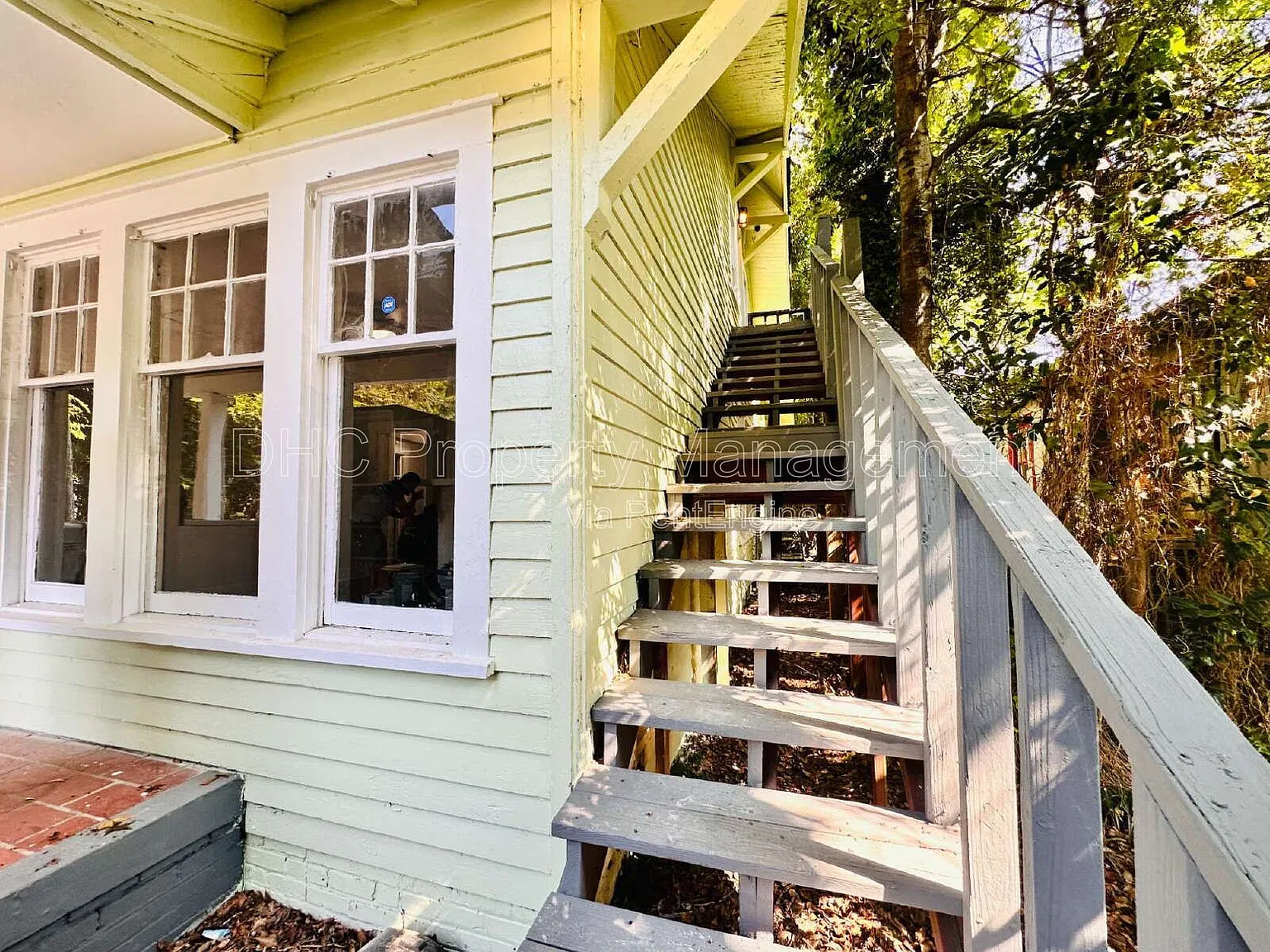 1 bed, 1.0 bath, 540 sqft, $845 — Photo 2