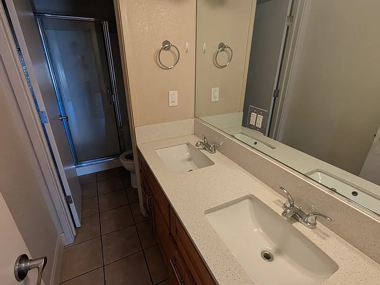 2504 Dana St — Photo 13