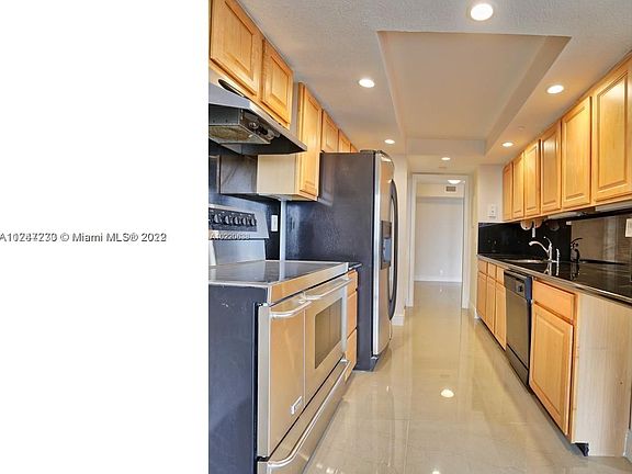 4th image of 4000 Towerside Ter APT 1007