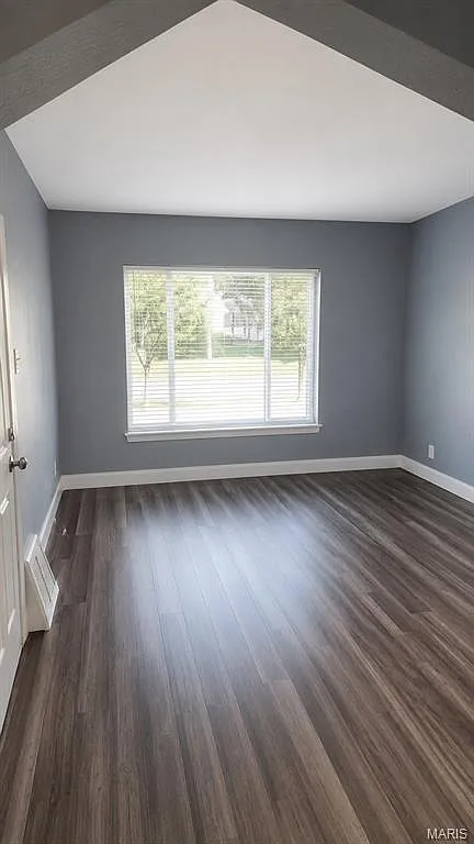 1 bed, 1.0 bath, 600 sqft, $900 — Photo 3