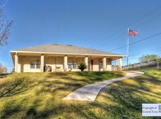 2090 W Kingsbury St, Seguin, TX 78155