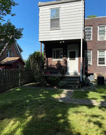 2249 Wightman St — Photo 2