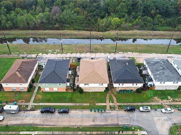 2nd image of 4112 Lac Bienville Dr
