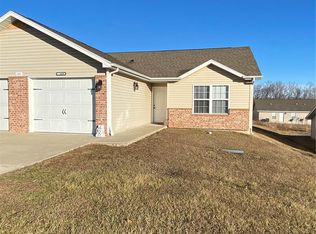 100 Edna, Waynesville, MO 65583