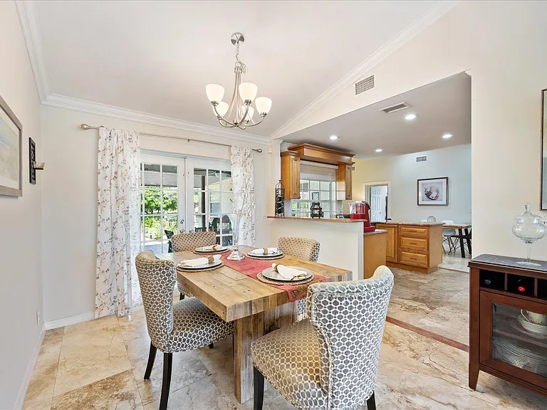 13889 Geranium Pl — Photo 7