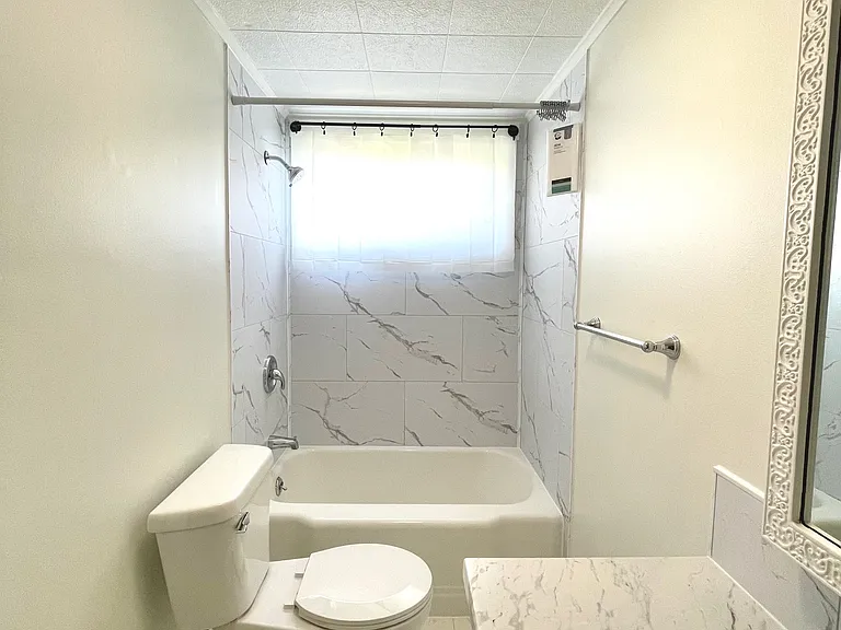 1016 Stephenson Ave #1 — Photo 7