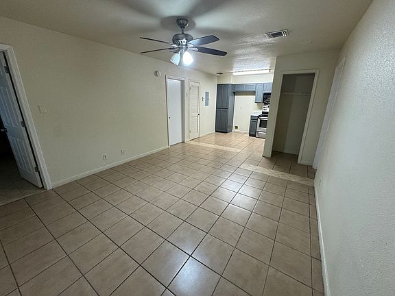 3rd image of 7546 Windsor Oaks #7546