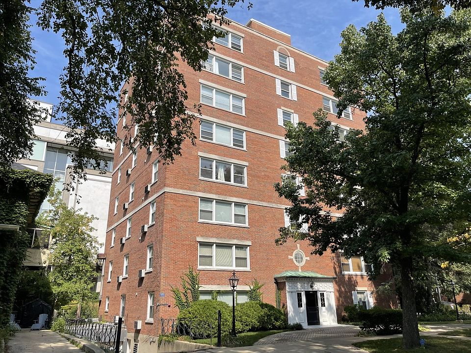 1st image of 1101 Grove St APT 6B
