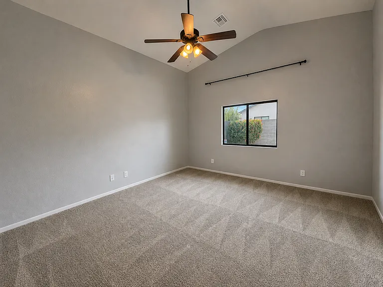 1207 W Carson Rd — Photo 18