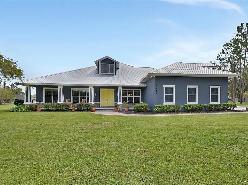 1st image of 2901 Trevor Ln