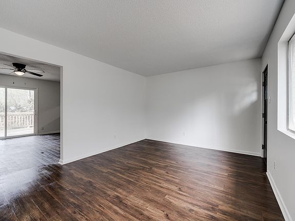 4th image of 214 Fruitwood St
