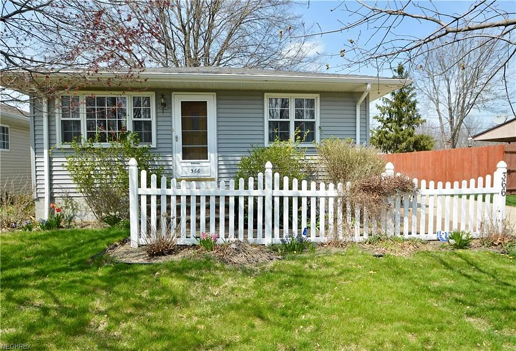 366 Erieview Blvd photo 1