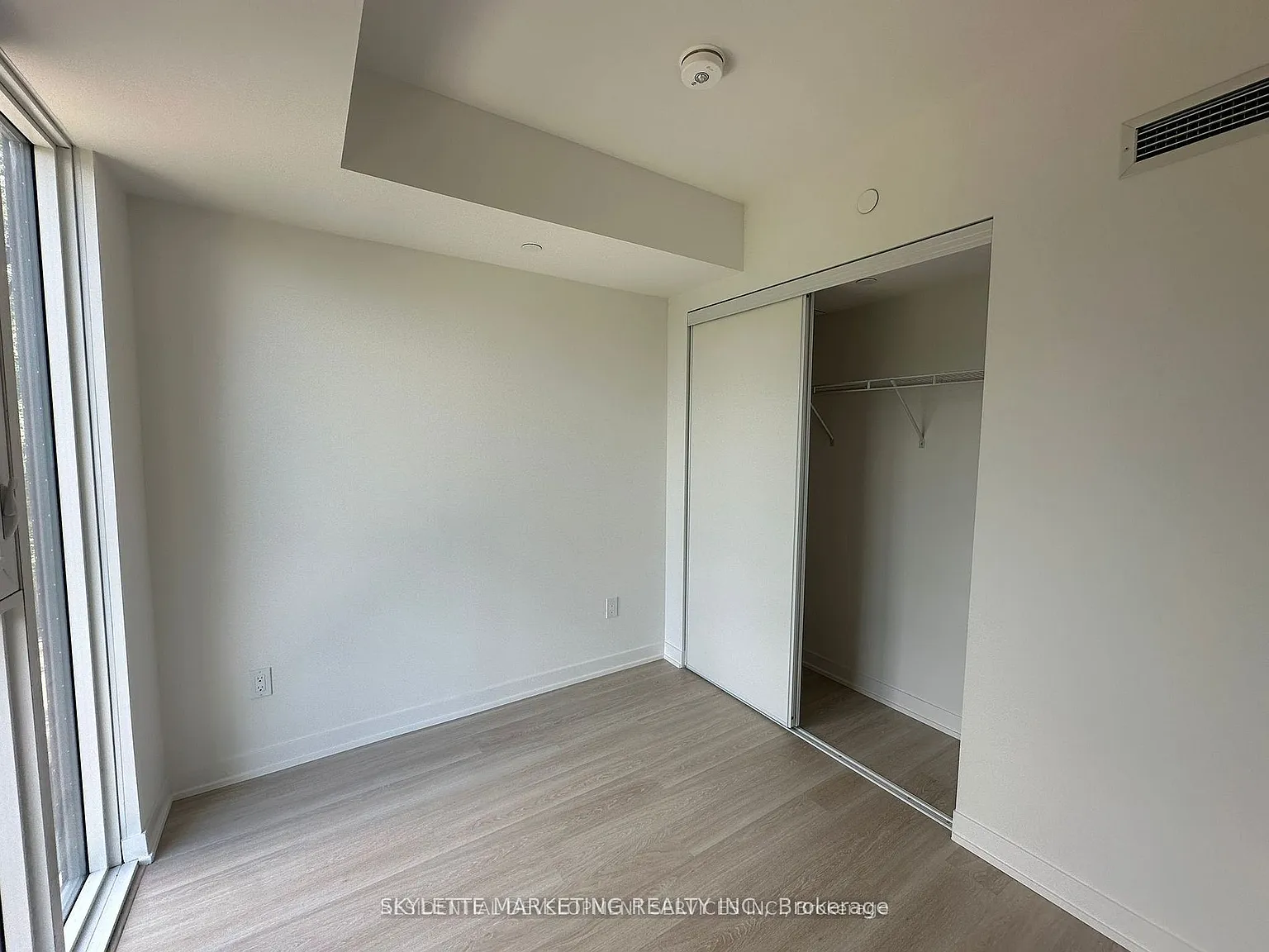 2 bed, $2,600 — Photo 4