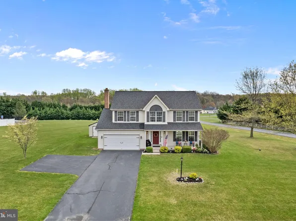 141 W Summit Dr, Littlestown, PA 17340