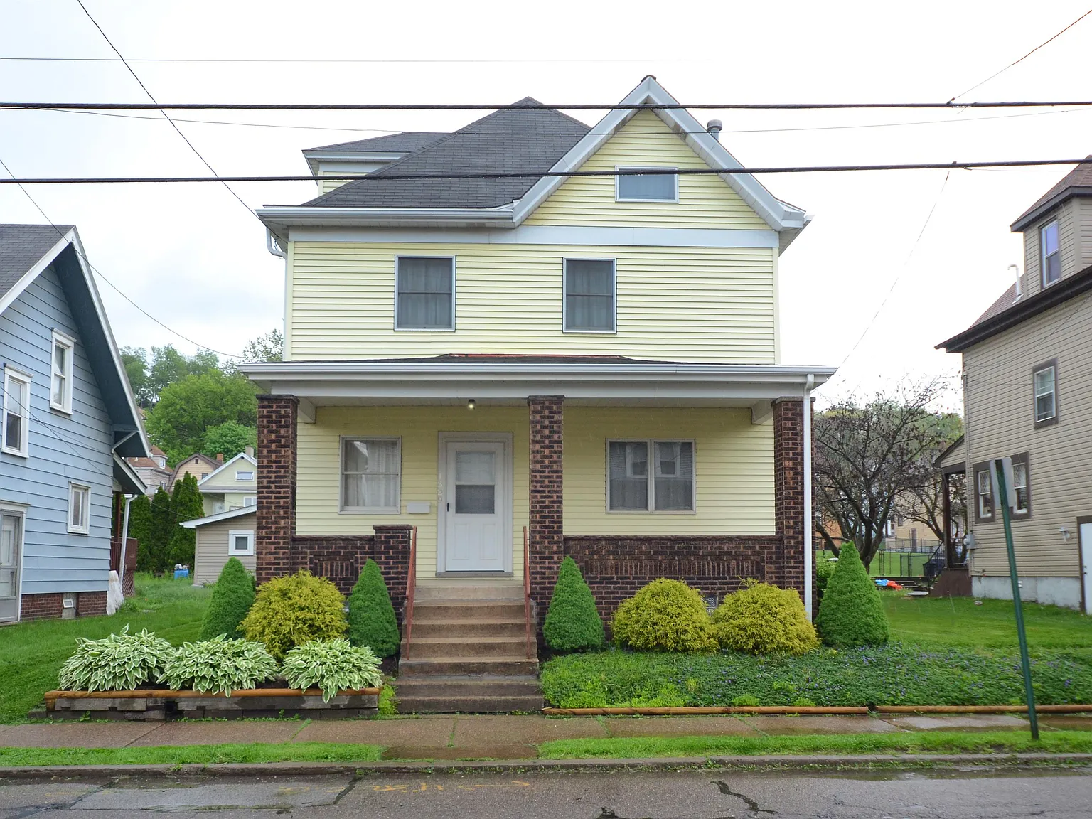 1329 2nd Avenue - 1 — Photo 1