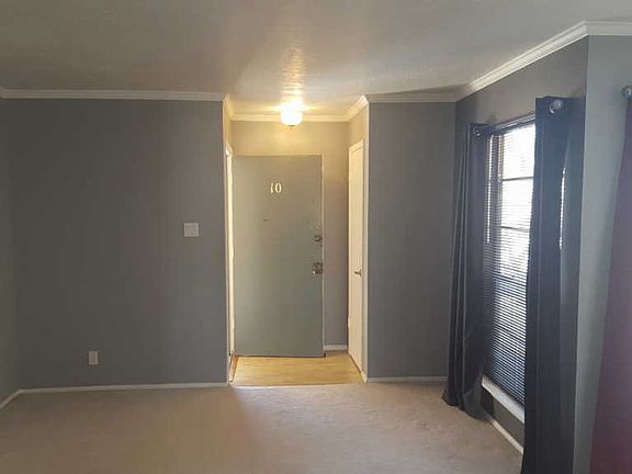 4th image of 4601 Carlisle Blvd NE APT D10