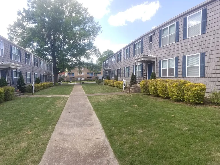 Avondale I Apartments — Photo 17