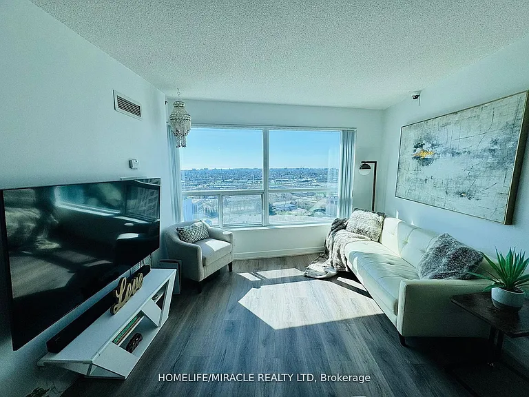 36 Lee Centre Dr #2106 — Photo 2