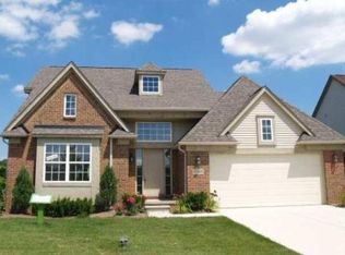 15408 Woodland Rdg #3, Southgate, MI 48195