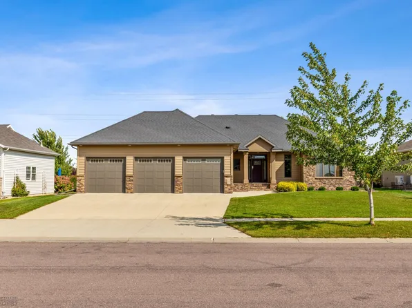 4260 58th St S, Fargo, ND 58104