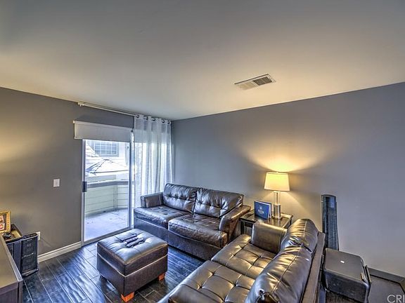 3rd image of 11150 Glenoaks Blvd Unit 146