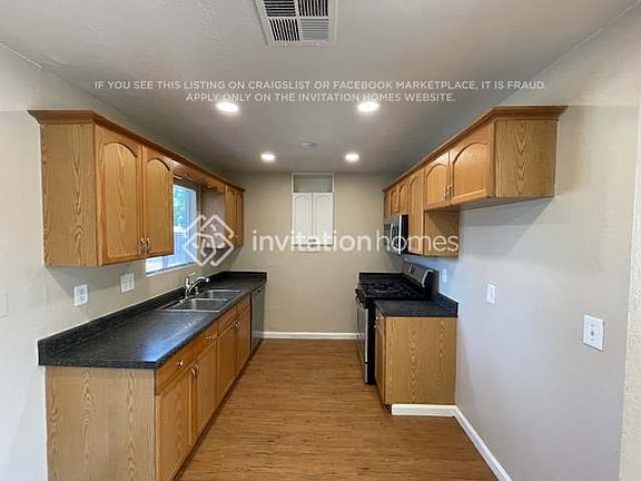4th image of 11946 Indian St