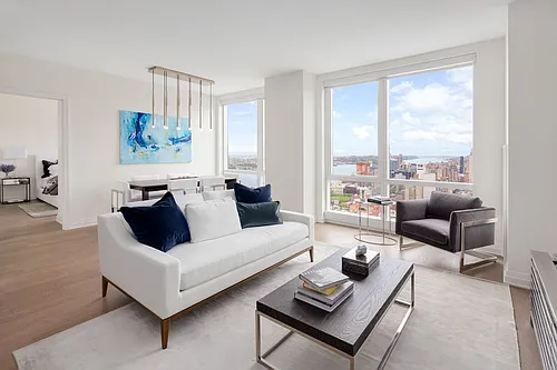 460 W 42nd St #Penthouse 4N Photo 1