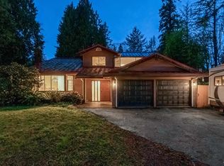 2649 136th St, Surrey, BC V4P 1Z5