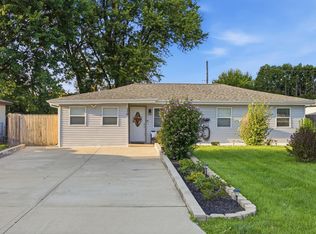 110 Marquette Rd, Machesney Park, IL 61115