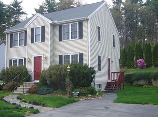 3 Carver Cir, Westford, MA 01886