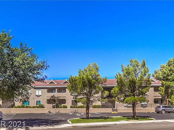 2nd image of 700 Capri Dr APT 31B