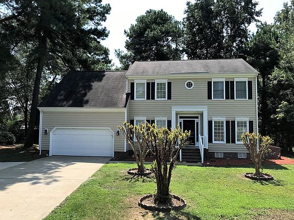 2nd image of 140 S Marion Dr