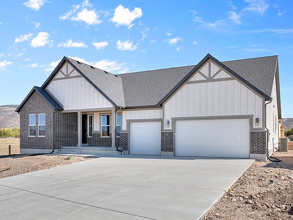 2300 Farmhouse - Francis Commons 5