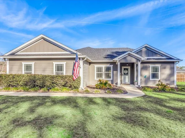 75 Saralan Ct, Crawfordville, FL 32327