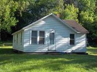 1818 Factory St, Dixon, IL 61021