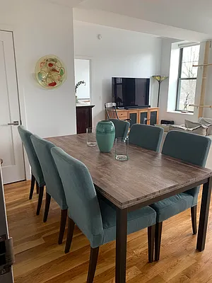 Rented by MLB ESTATES LLC | media 36