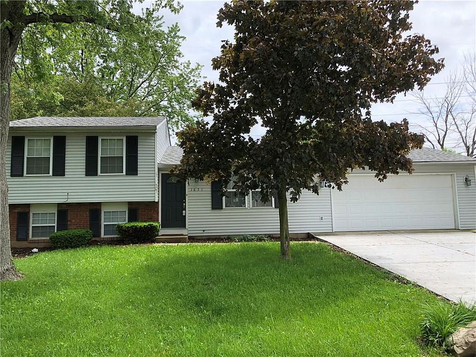 1st image of 1651 N Mutz Dr