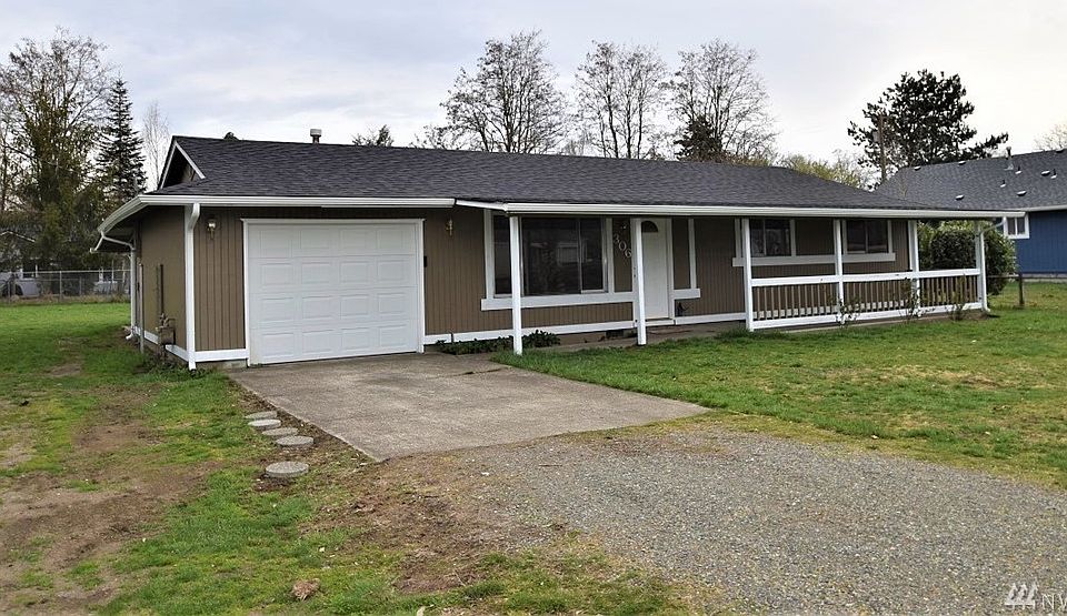1st image of 306 McKenzie Ave SW