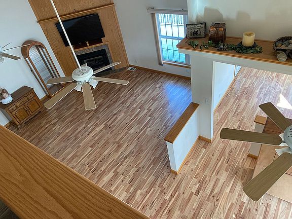 4th image of 926 Snowmass Dr