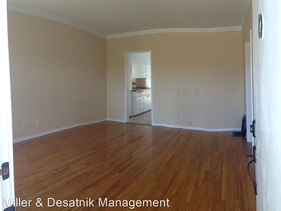 2nd image of 2412 Grandview Ave #2412