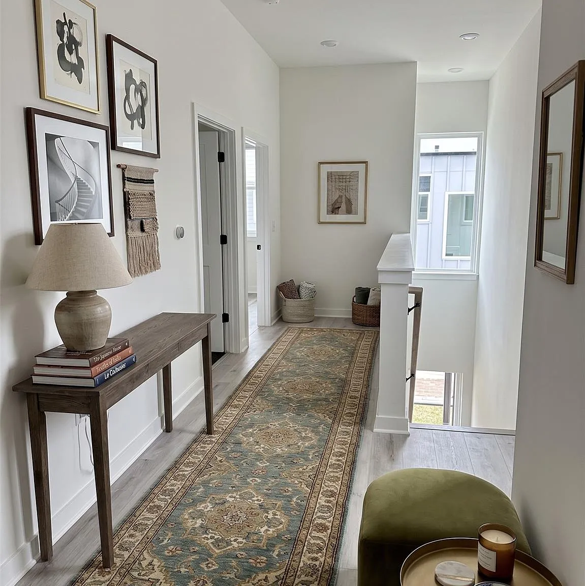 2 bed, 2.5 bath, 1273 sqft, $2,450 — Photo 2