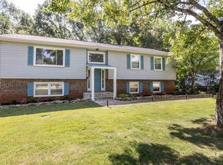 508 Dove Tree Rd, Greenville, SC 29615