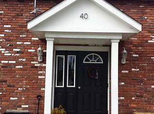 40 Holden St APT 103, Coventry, RI 02816