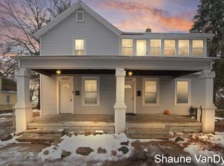 1537 Broadway Ave NW, Grand Rapids, MI
