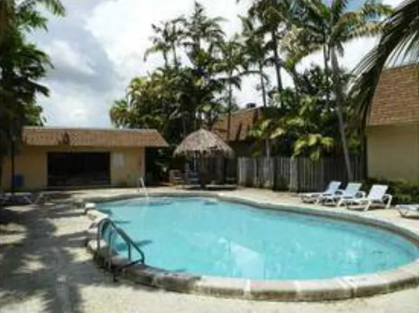 15389 S Dixie Hwy APT 34, Palmetto Bay, FL 33157