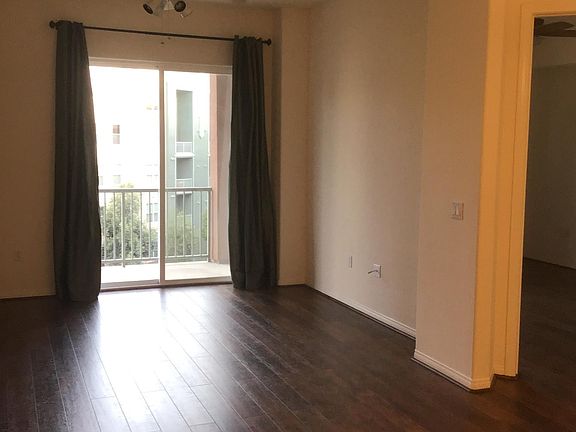 5th image of 26 E Serene Ave Unit 414