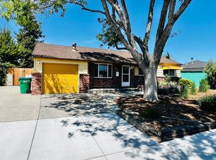 1643 Stewart St, Reno, NV 89502