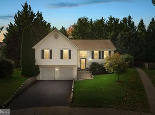 37739 Sutton Dr, Purcellville, VA 20132