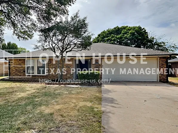 1916 Sharon Dr, Corinth, TX 76210