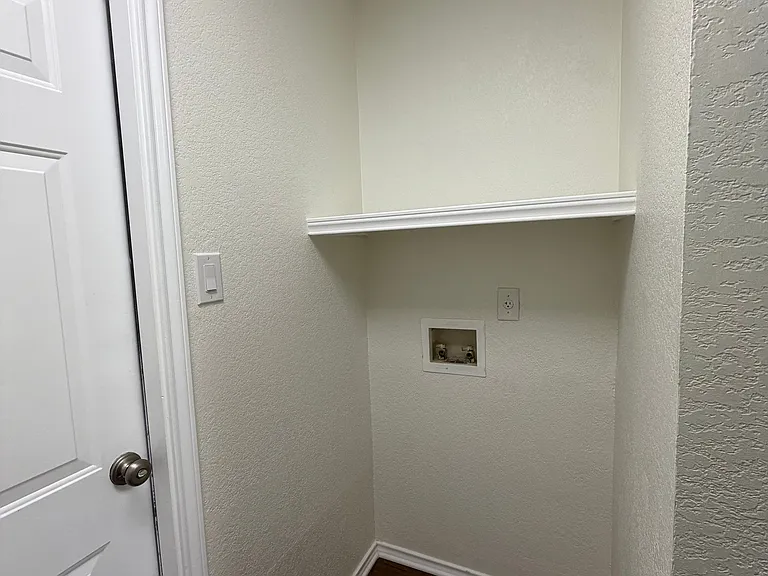 404 Kylar St — Photo 27